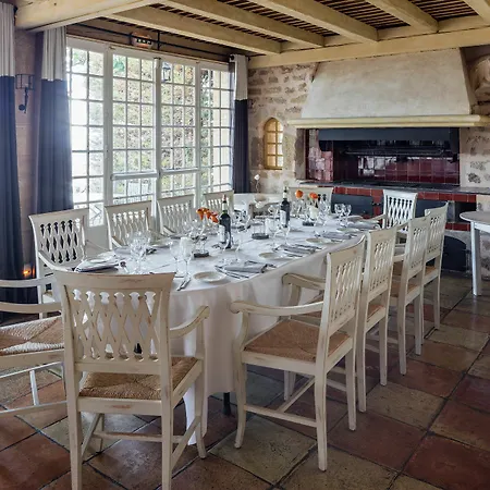 Garrigae Abbaye De Sainte Croix Szálloda