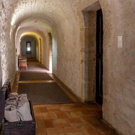 Garrigae Abbaye De Sainte Croix Отель 4*